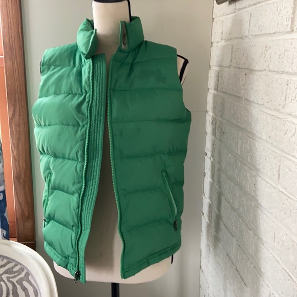 American Eagle Green Puffer Vest | Poshmark
